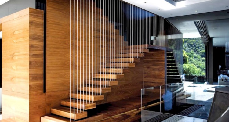 escalier interieur peu encombrant